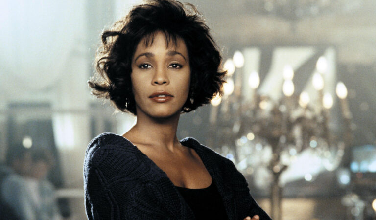 One of the Greatest Collaborations in Entertainment: Whitney Houston – I WILL ALWAYS LOVE YOU (Written by Dolly Parton)