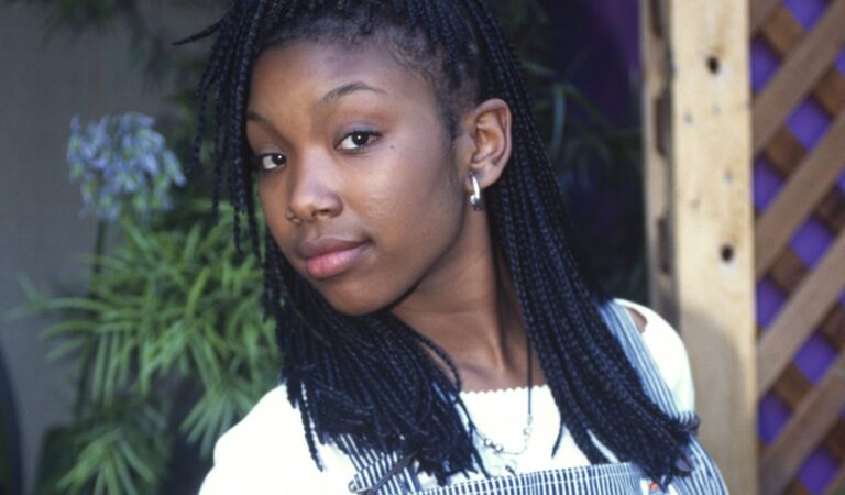 I Got Your Back (It’s Automatic): Brandy – BEST FRIEND (Music Video)