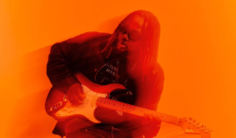 Mutt Deluxe: Heel: This is Leon Thomas’ Most Ambitious Project Yet